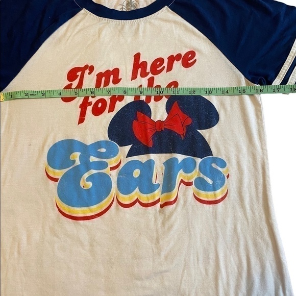 disney Parks Tshirt size Small - Picture 3 of 7